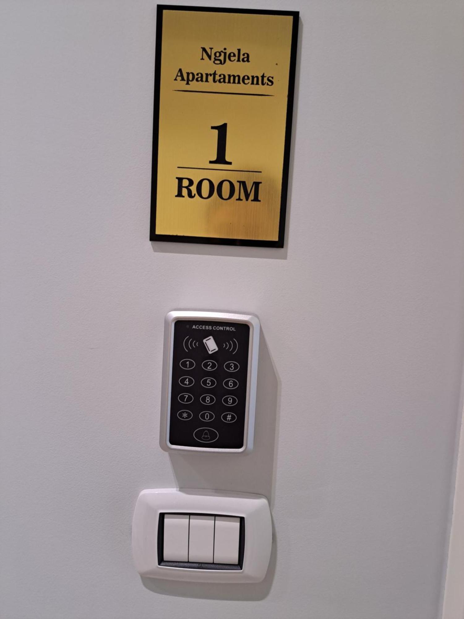 Ngjela Apartments Sarandë 객실 사진
